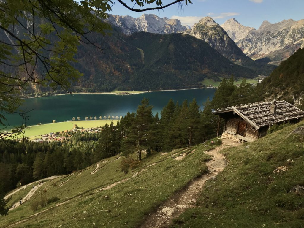 Beim Karwendelgebirge wandern im Rofan am Achensee