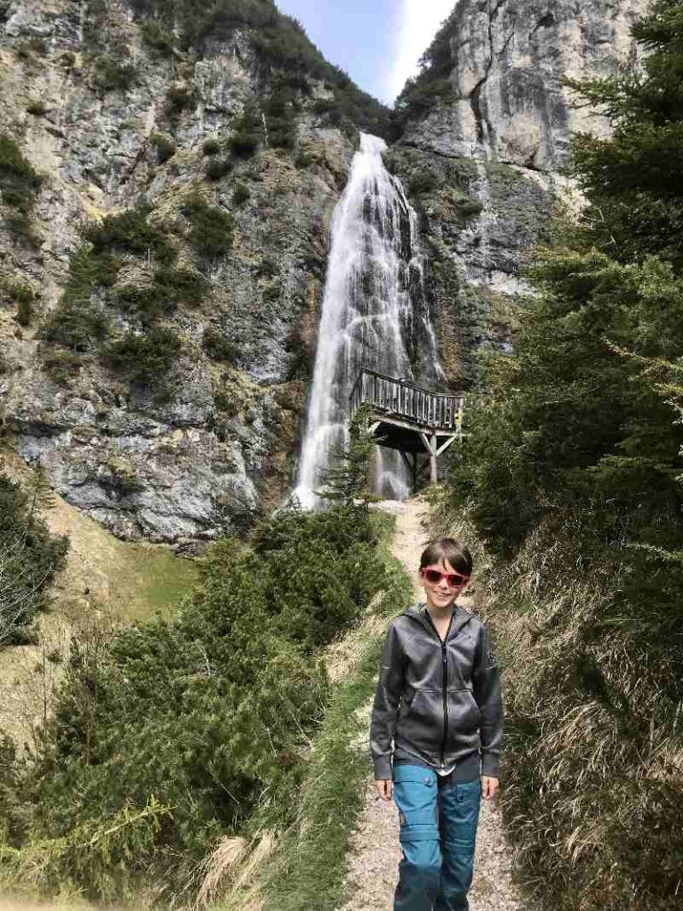 Zum Dalfazer Wasserfall wandern